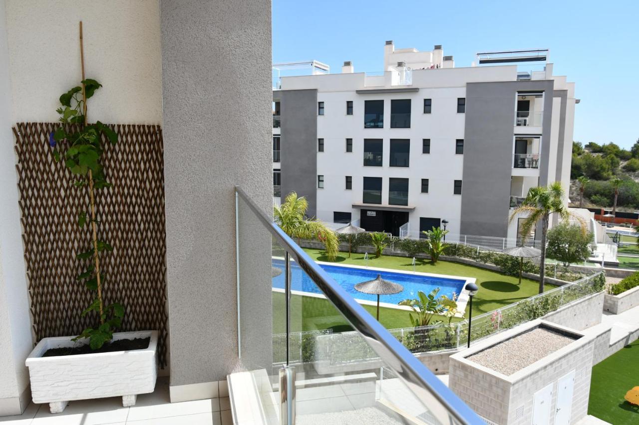 Luxurious Flat & Private Rooftop In Villamartin Orihuela Costa Dehesa de Campoamor  Екстер'єр фото
