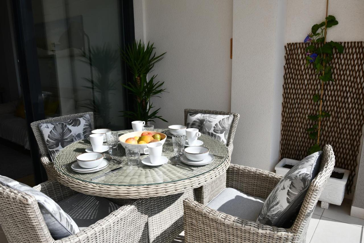 Luxurious Flat & Private Rooftop In Villamartin Orihuela Costa Dehesa de Campoamor  Екстер'єр фото