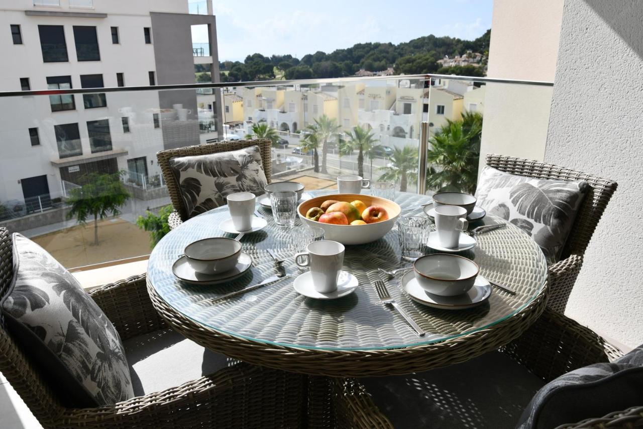 Luxurious Flat & Private Rooftop In Villamartin Orihuela Costa Dehesa de Campoamor  Екстер'єр фото